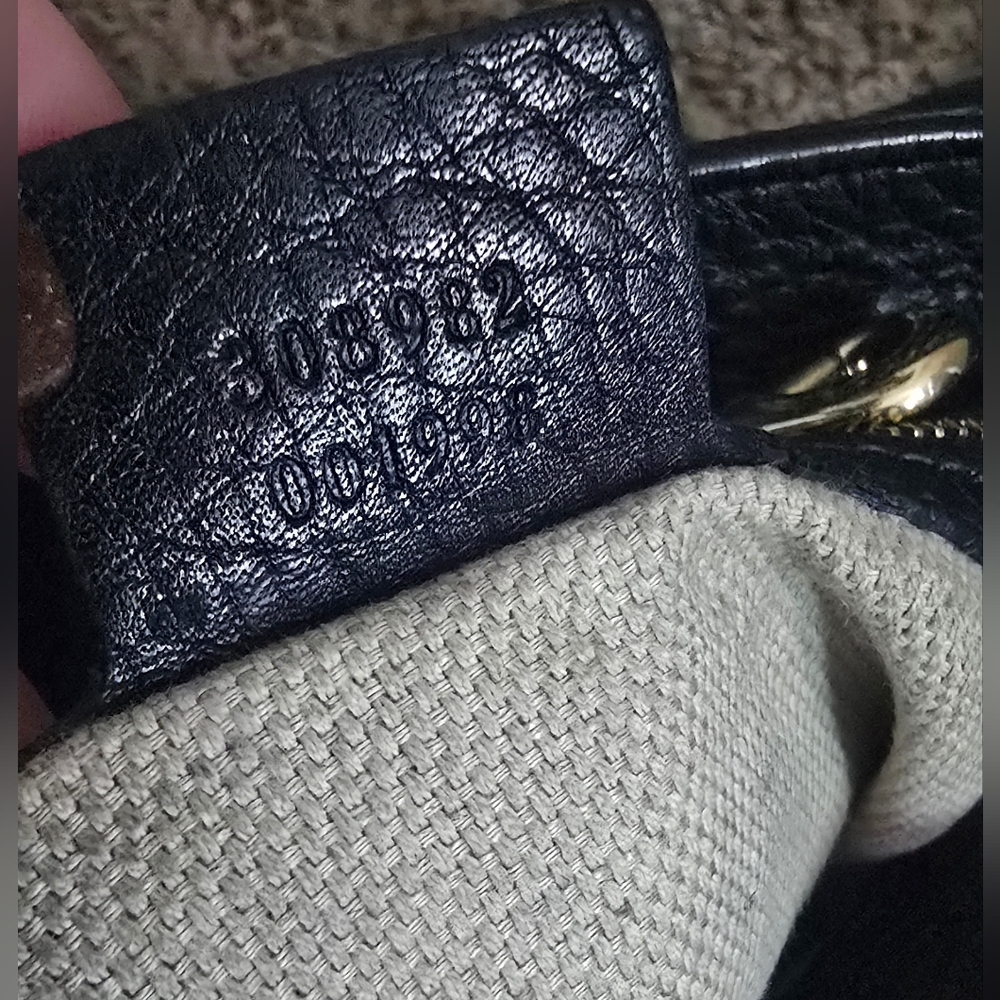 Gucci Soho GG Pebbled Leather Medium Tote W/ Silver Chain (GOOD)(COA)(READ)✨️🖤 - Picture 14 of 16